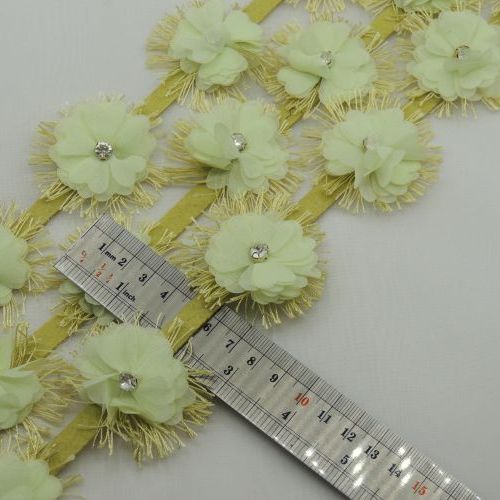 نوار نگین و گل مژه‌دار