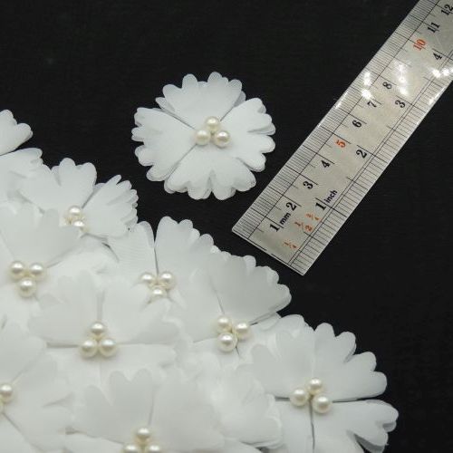 گل تزئینی لباس تک25 مرواریدی