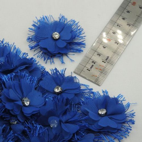 گل تزئینی لباس مدل مژه نگینی