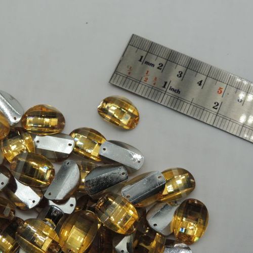 تصویر سنگ دوختنی رزینی بیضی محدب سایز 4