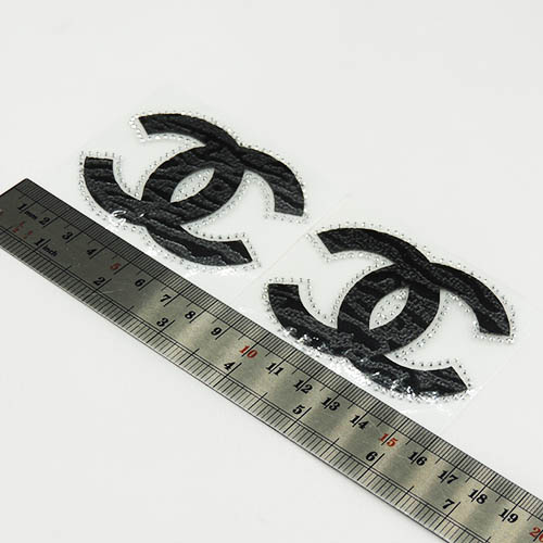 تصویر ترکیب برچسب ونگین  اتویی مدل گوچی 