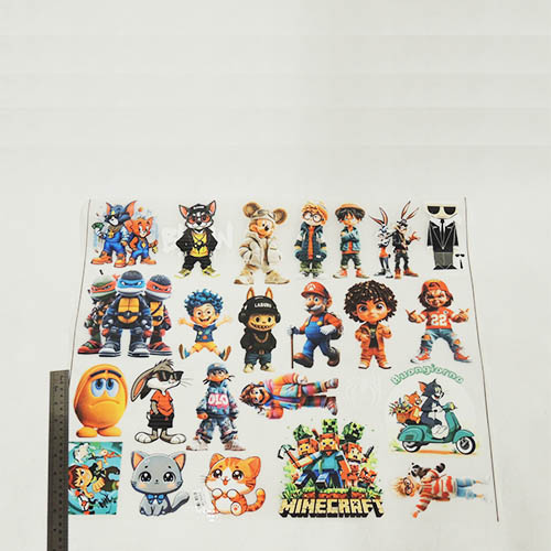 تصویر برچسب اتویی نیم متری مدل شخصیت کارتونی 