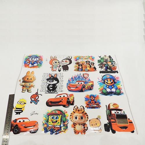 تصویر برچسب اتویی نیم متری مدل انیمیشن